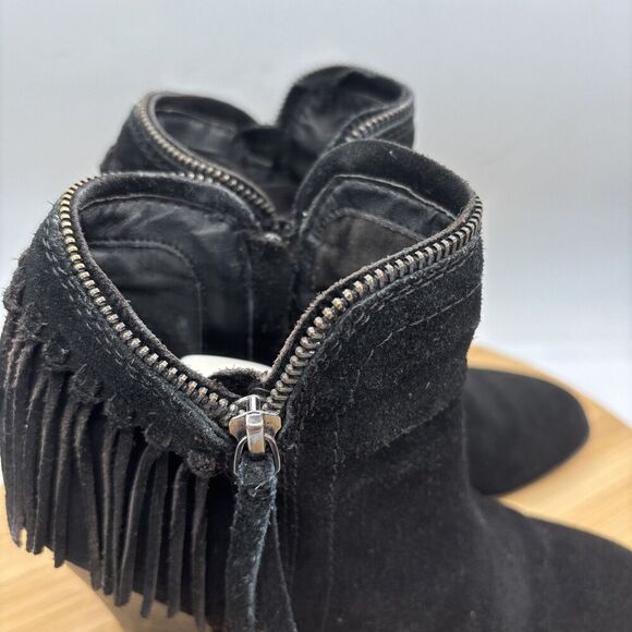 Dolce Vita Onyx Suede Fringe Ankle Boot Block Heel Boot Bootie Size 7 Side Zip - Picture 6 of 9